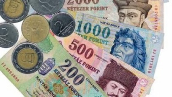 Forintul a căzut la un nou minim faţă de euro
